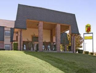 Sapulpa Hotel | Super 8 by Wyndham Sapulpa/Tulsa Area