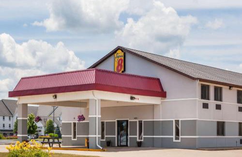 Shipshewana Hotel | Super 8 by Wyndham Shipshewana