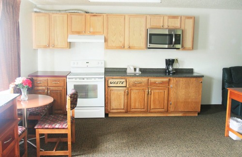 South Boston Hotel | Super 8 by Wyndham South Boston VA