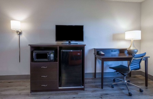 Wausau Hotel | Super 8 by Wyndham Wausau