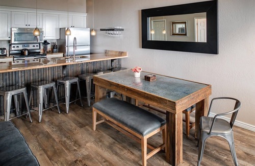 North Park City Condo | Super comfortable Neighbor to Park City Resort!