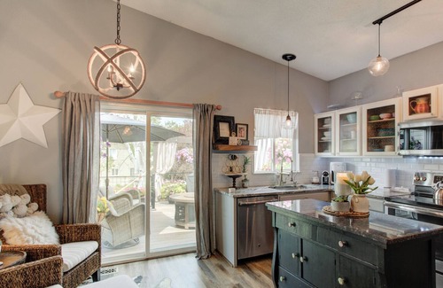 Longmont House | Super cozy, great place to come home, Close to Boulder, Food, Shopping, Trails