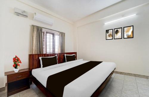 Kulanada Hotel | Super Hotel O Pathanamthitta Near Mahatma Gandhi Statue