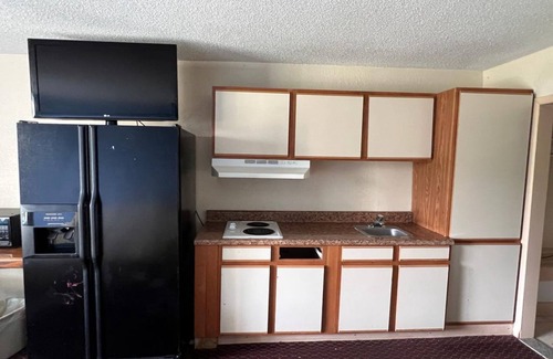 Milledgeville Hotel | Super Inn & Suites by OYO Milledgeville