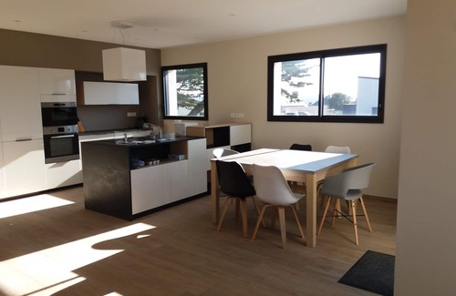 Pleumeur-Bodou House | Superb recent house classified * sea view-50m from the sea - Landrellec/Trégastel