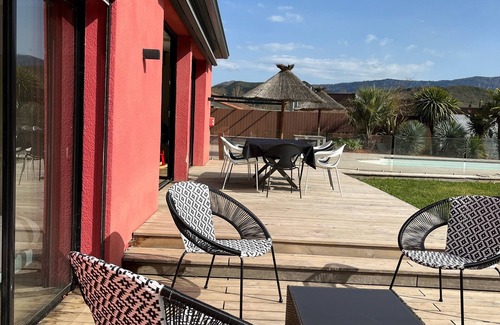 Quillan Villa | superb villa at the foot of the Pyrenees with swimming pool, large garden