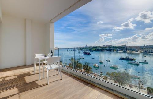 Sliema Apartment | Superlative Apartment with Valletta and Harbour Views