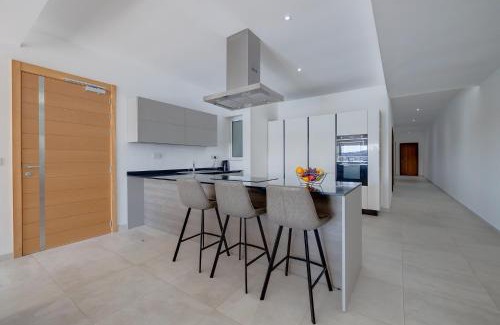 Sliema Apartment | Superlative Apartment with Valletta and Harbour Views