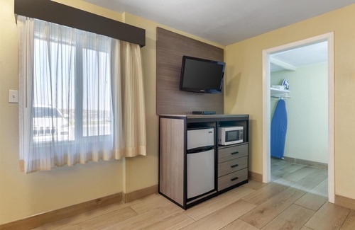 Chambers Hotel | SureStay by Best Western Chambers Petrified Forest