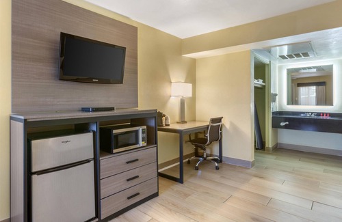 Chambers Hotel | SureStay by Best Western Chambers Petrified Forest