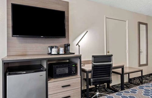Duncan Hotel | SureStay Hotel by Best Western Duncan