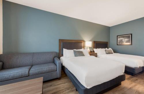 Town of Lloyd Hotel | SureStay Plus Hotel by Best Western Highland Poughkeepsie