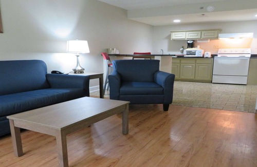 St. Marys Hotel | SureStay Plus Hotel by Best Western St Marys Cumberland