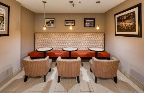 Durham Hotel | SureStay Plus Hotel by Best Western Durham Medical Center