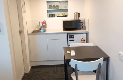 Charlestown Hotel | Surf Beach Motel Newcastle