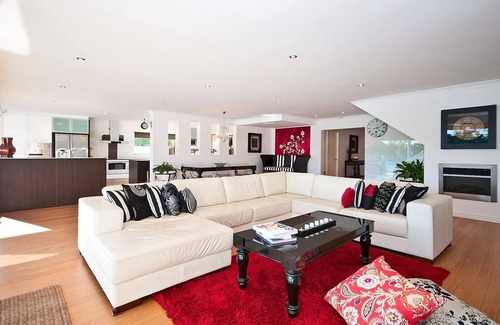 Surfers Paradise House | Surfers Paradise Escape (Heated Pool)