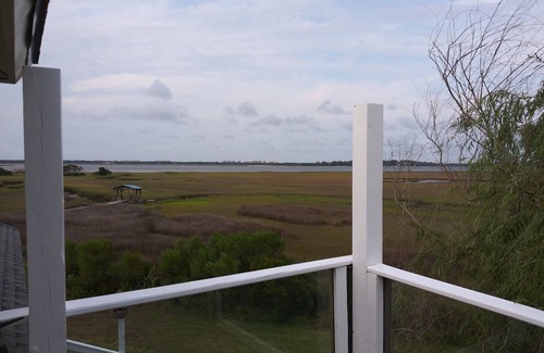 Northside House | Susie's Seaside Sanctuary is perfect for the nature lover, yet elegant inside.