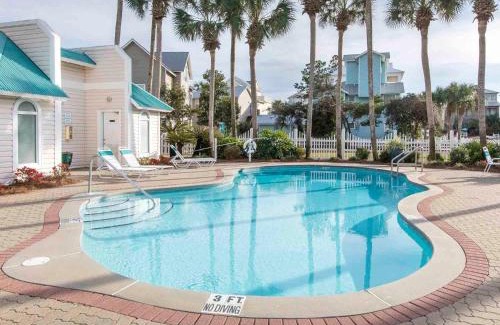 Crystal Shores House | Sweet Destiny