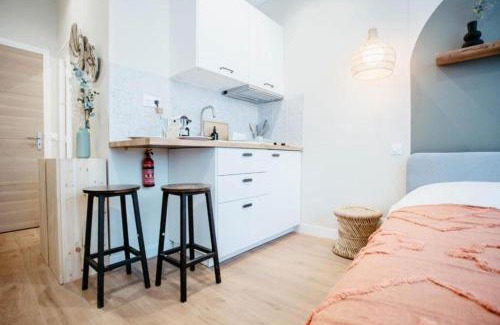 Montreuil Apartment | Sweet Love Room - Jacuzzi Privatif