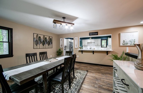 White Mills House | sweet retreat a spacious home near of most lakes, and poconos attractions