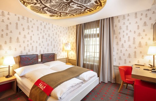 Hottingen Hotel | Swiss Night by Fassbind