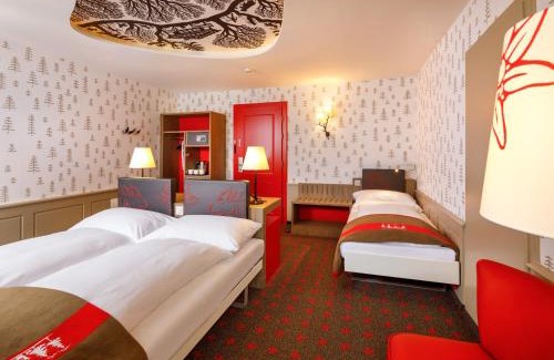 Hottingen Hotel | Swiss Night by Fassbind