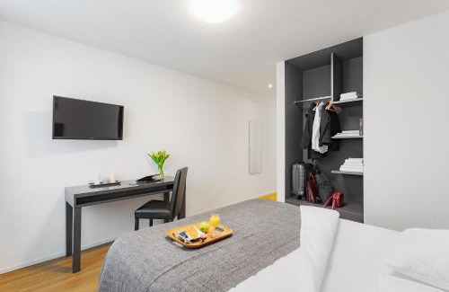 Kloten Apartment | Swiss Star Zurich Airport - Self Check-In