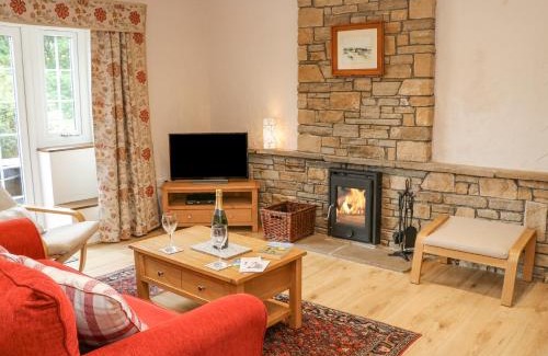 Langthwaite House | T'Other End Arkle Town House