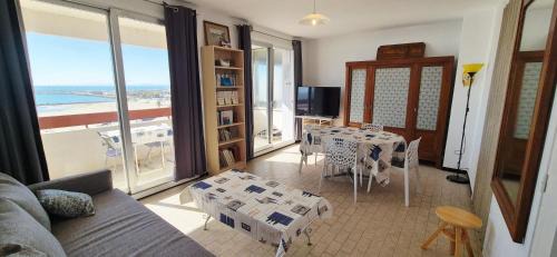 La Grande-Motte Apartment | T3 , 6 pers ,cv, vue mer exceptionnelle, parking