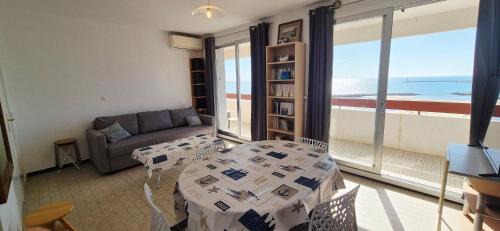La Grande-Motte Apartment | T3 , 6 pers ,cv, vue mer exceptionnelle, parking