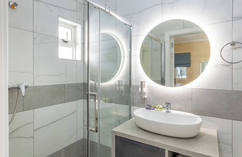 Xewkija Hotel | Ta'Battista B&B With Pool Ir'Ramla ID 11678