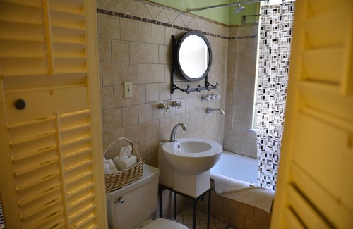 Dupont Circle Hotel | Tabard Inn