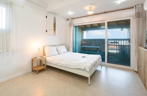 Nam House | Taean Anmyeondo Hwangdo Ilmare Pension