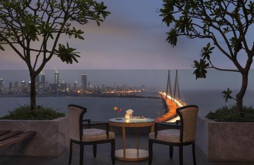 Bandra West Hotel | Taj Lands End