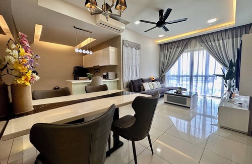 Petaling Jaya Hotel | Takuro Homestay