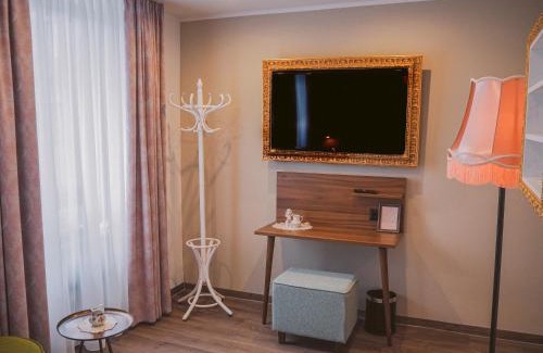Altstadt I Hotel | Tante ALMA's Mülheimer Hotel