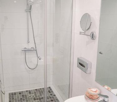 Altstadt I Hotel | Tante ALMA's Mülheimer Hotel