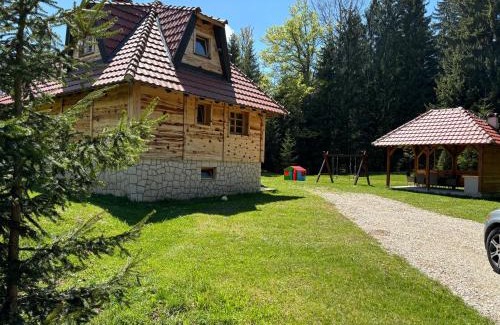 Kremna House | Tara Cottage