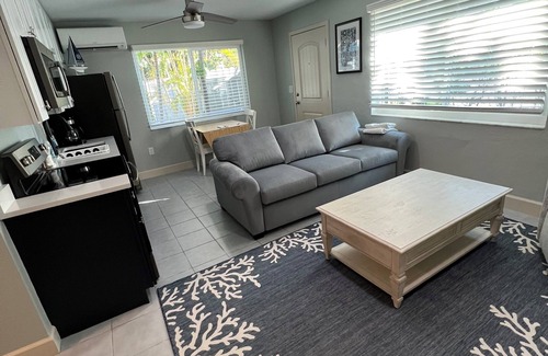 Sanibel Hotel | Tarpon Tale Inn