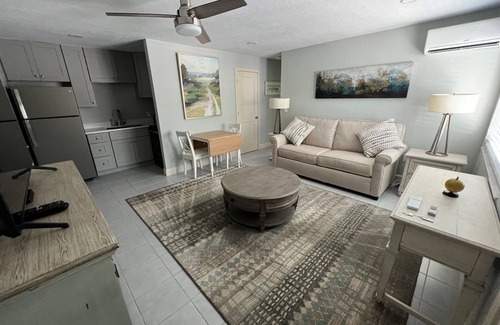 Sanibel Hotel | Tarpon Tale Inn