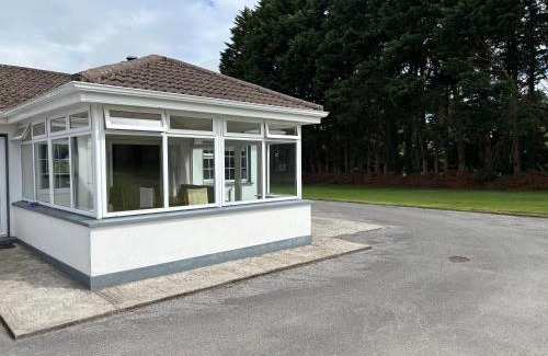 Cahir House | Teachín na Gréine