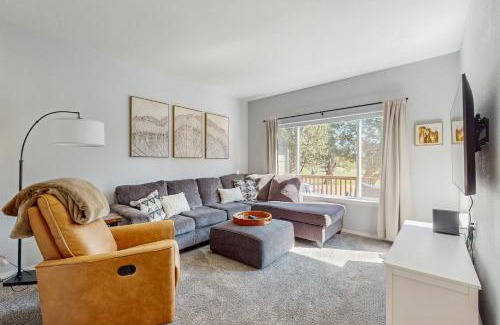 Redmond House | Tee Time Retreat