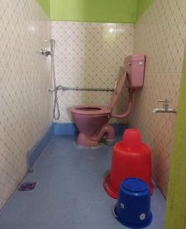 Kanchipuram House | Temple View Guest House Non AC and No Car Parking Near Kamatchi Amman Temple