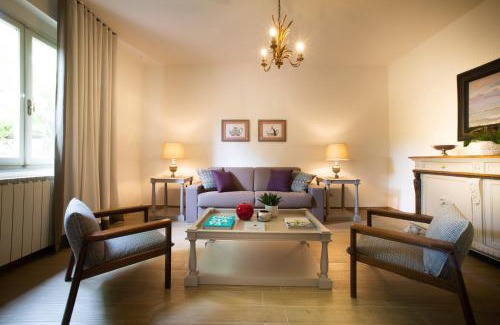San Gersole-Torre Rosse House | Tenuta Torre Rossa Farm & Apartments