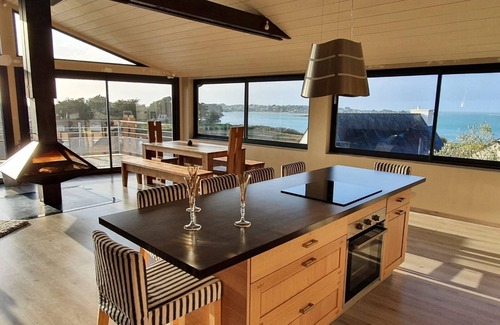 Pleumeur-Bodou Apartment | Terrace apartment PANORAMIC SEA VIEW 8 people 300m from the beach