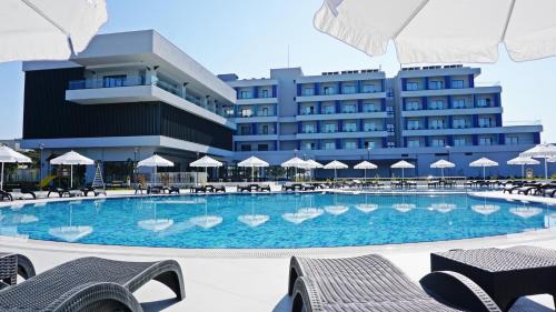 Burhaniye Hotel | TEZMADRA HOTEL