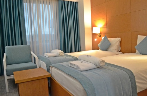Burhaniye Hotel | Tezmadra Hotel