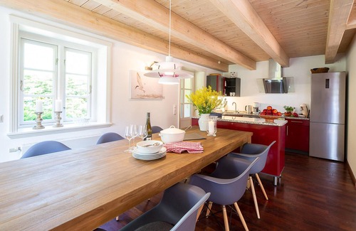 Nebel House | Thached roof house in Nebel on the island Amrum - located in the beautiful woods