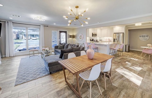 Woodlake - Briar Meadow House | That Pink House