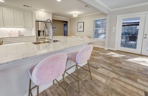 Woodlake - Briar Meadow House | That Pink House